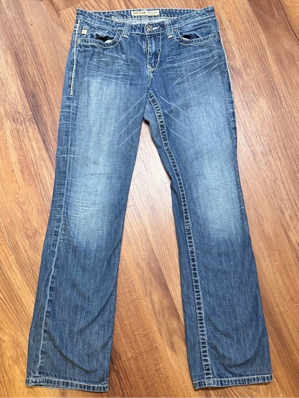 Big Star Jeans Women's Blue Embroidered Pocket Jeans size 28L - Picture 2 of 8